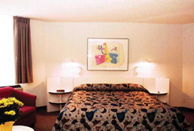 לוס אנג'לס Ramada Plaza By Wyndham West Hollywood Hotel & Suites חדר תמונה